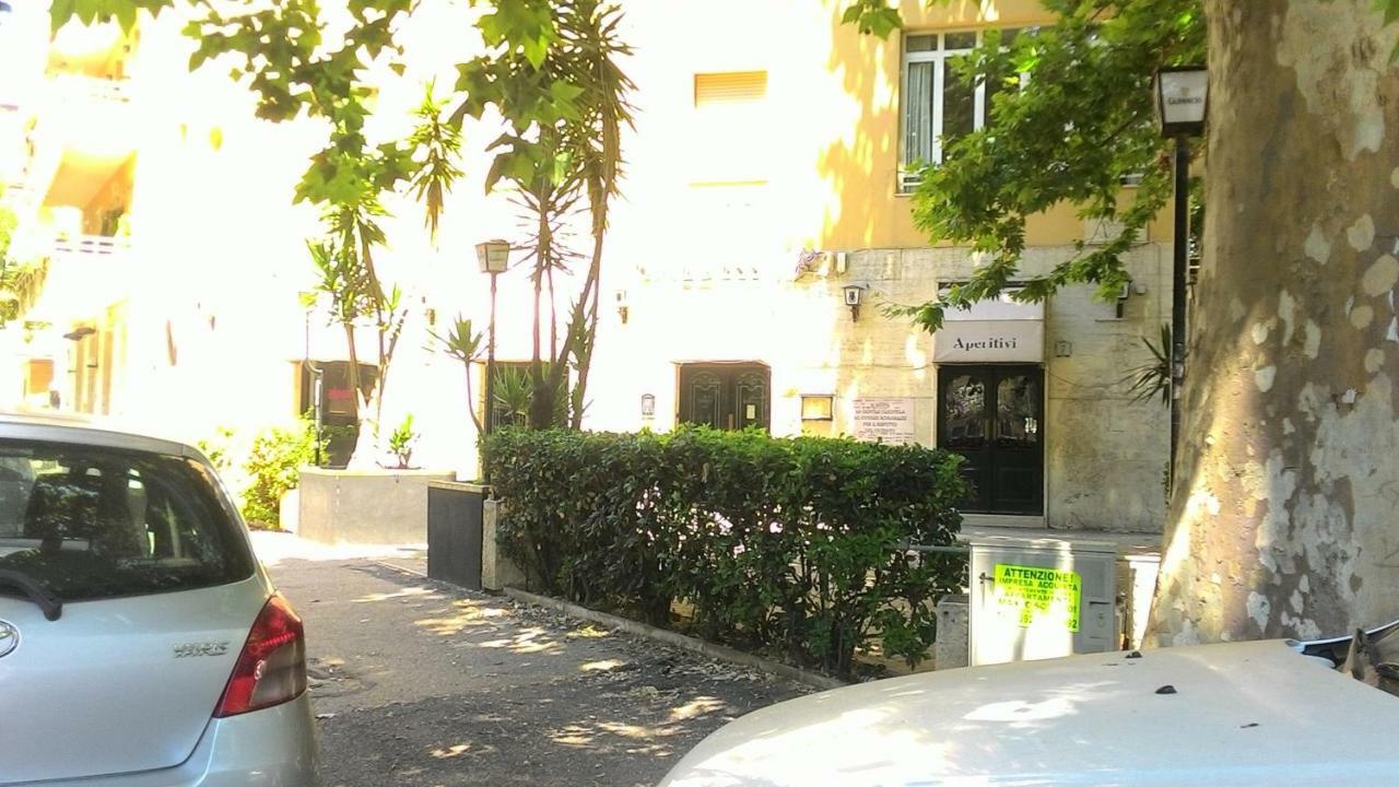 Апартаменти Brezza Di Mare Лідо-ді-Остія Екстер'єр фото